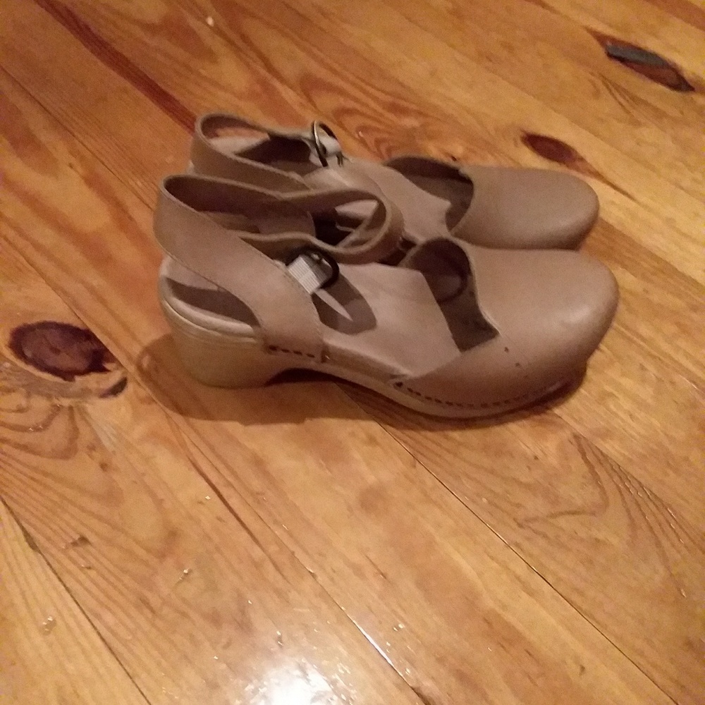 Dansko Shoes